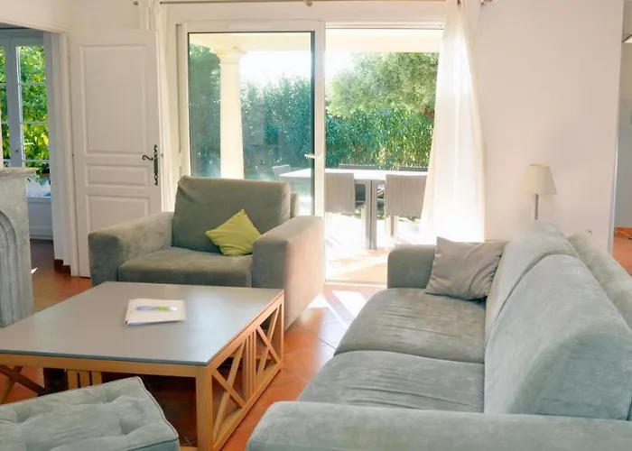 Lagrange - Le Domaine De L'eilen