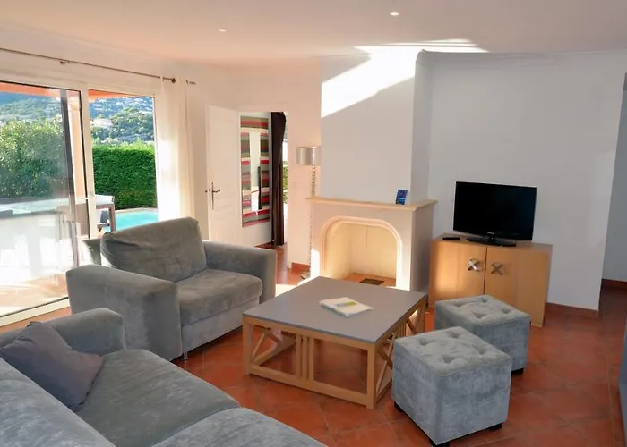 Lagrange - Le Domaine De L'eilen *