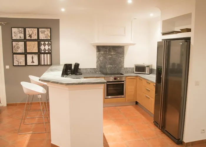 Lagrange - Le Domaine De L'eilen *